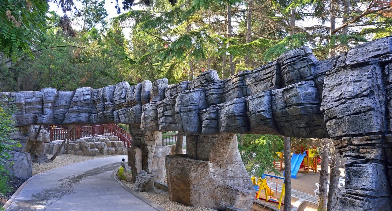 Курортные отели Sol Nessebar Mare Resort & Aquapark - All inclusive Несебр